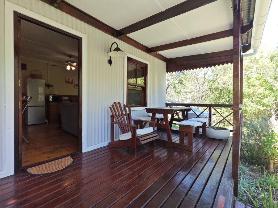 To Let 2 Bedroom Property for Rent in Rheenendal Western Cape